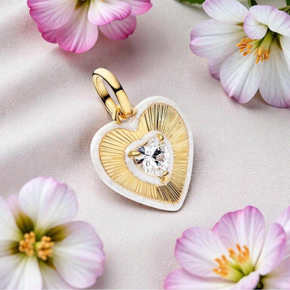 PANDORA Radiating White Heart Charm/Medallion w/Box💎